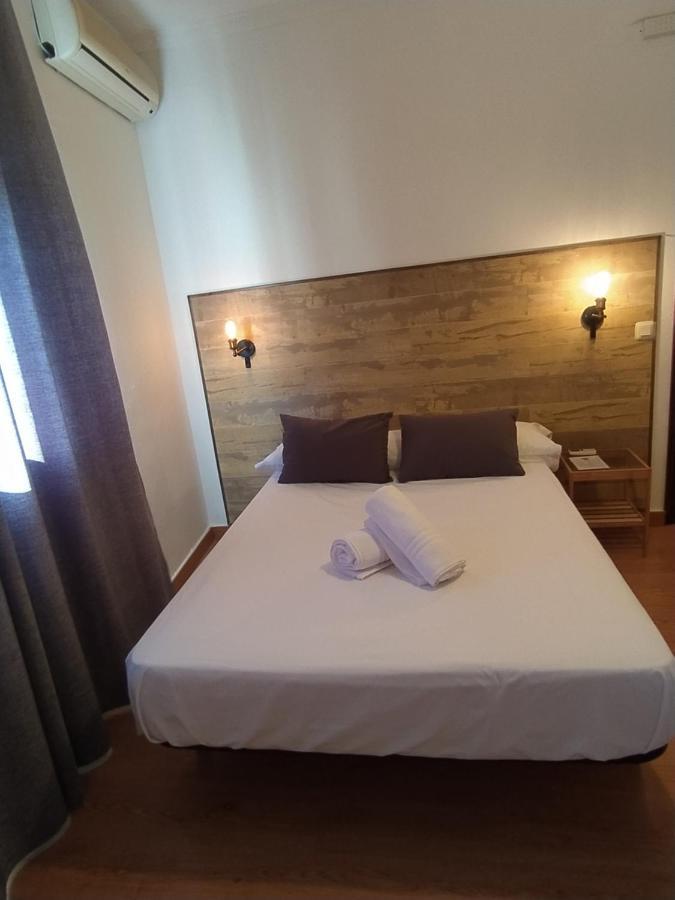 Hostal El Pinar มอนเตกอร์โต ภายนอก รูปภาพ