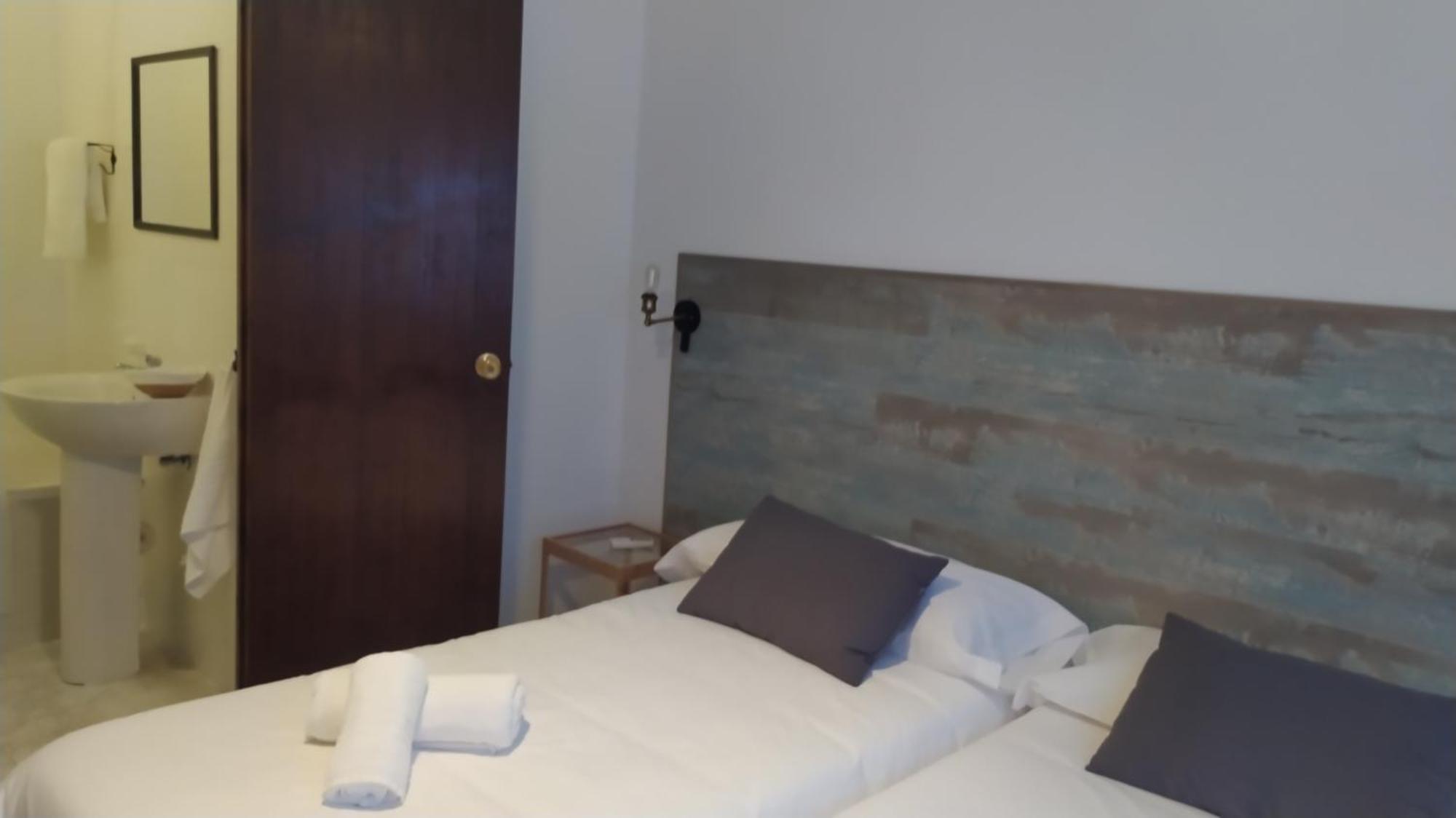 Hostal El Pinar มอนเตกอร์โต ภายนอก รูปภาพ
